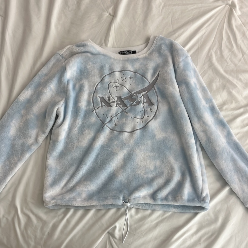 Fifth Sun Pullover - Picture 3 of 6